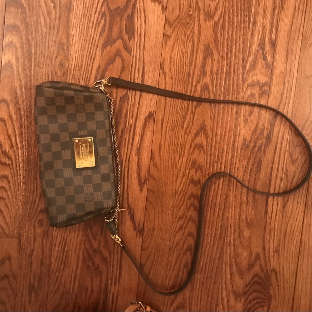 Cross body / shoulder mini bag